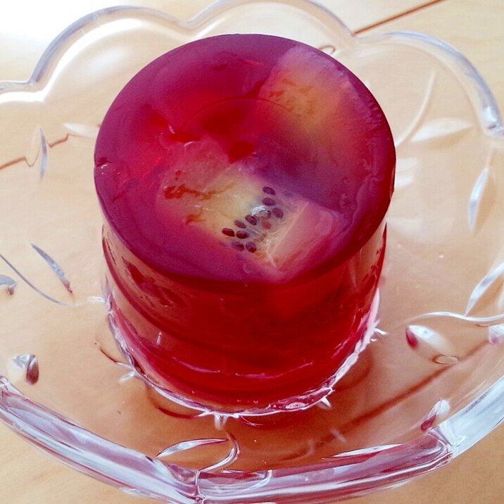 超---簡単!!ぶどうジュースでキウイ寒天♥